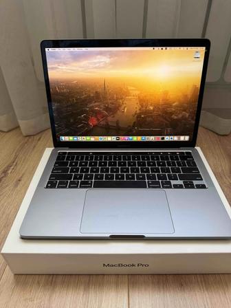 Macbook Pro 13 M2 2022 / SSD 256 GB
