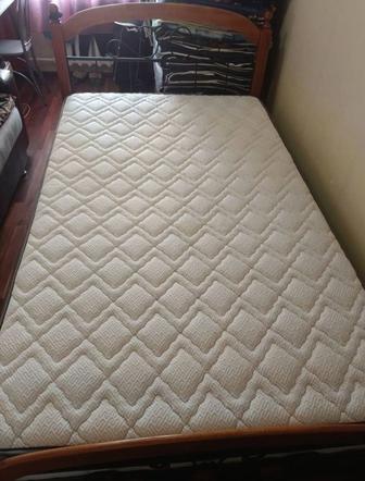 Продам срочно двухспальную кровать