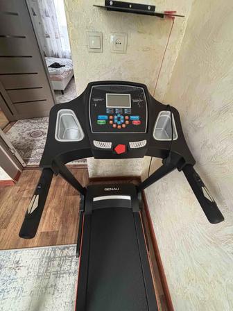 Продам беговую дорожку