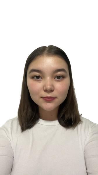 Официант / официантка