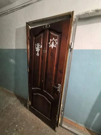 Продам двери межкомнатные