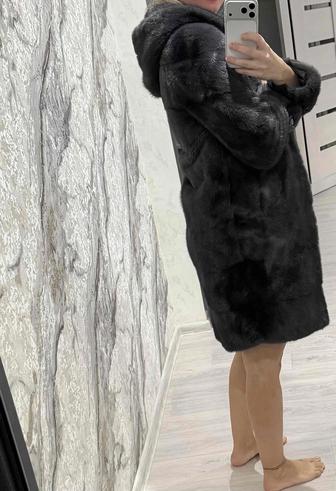 Продам норковую шубу