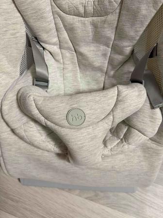 Продам детский шезлонг от Happy Baby Hugger.