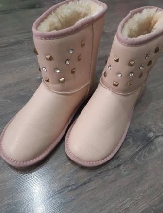 Продам угги