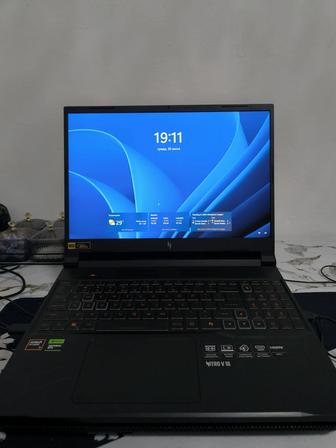 Продам ноутбук Acer Nitro V16