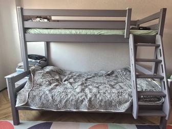 Двухъярусная кровать