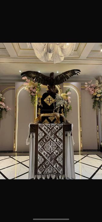 Трон тақ батырлар