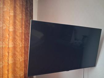 Телевизов Samsung 50AU7100