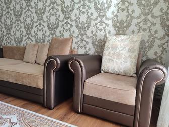 Продам белорусский прямой диван 2 кресла дл дивана 250 см подушки .