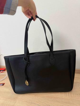 Продам сумку пьер Карлин оригинал