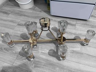 Продам новую люстру