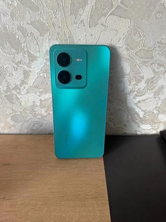 Телефон Vivo