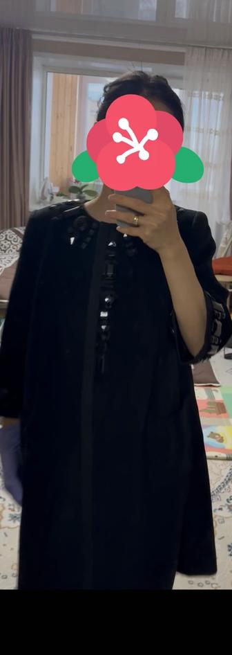 Продам пальто весна осень нарядное