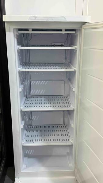 Продается морозильная камера