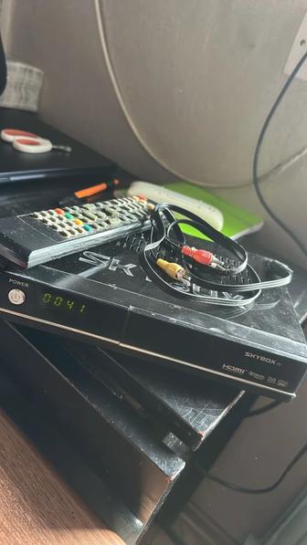 Продам Skybox F3 спутниковый ресивер