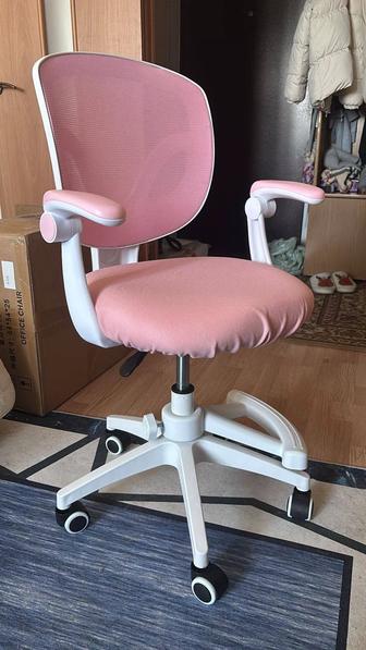 Стул компьютерный детский