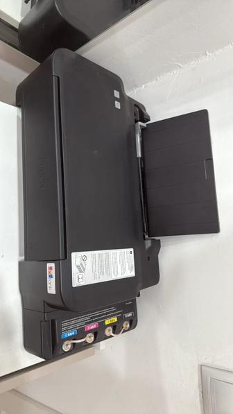 Продам принтер Epson 121l