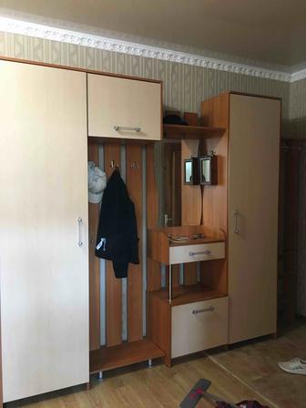Продается б/у прихожая