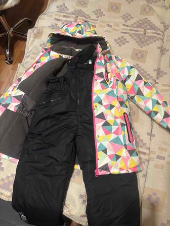 Лыжный костюм для девочки