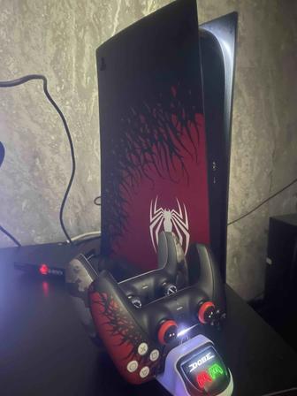 Продам PS5 SpiderMan Edition подписка ps extra на 12 месяцев