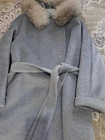 Продам пальто зимние