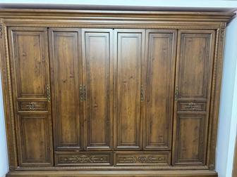 Спальный гарнитур