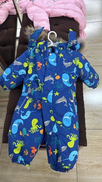 Продам зимний комбинезон детский