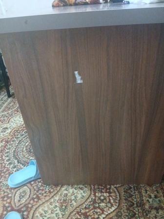 Продам стол письменный. Новый.