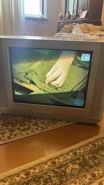 Продам телевизор