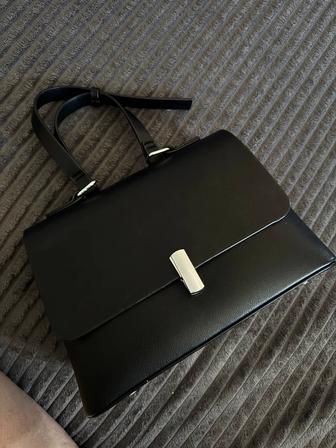 Сумка в отличном состоянии