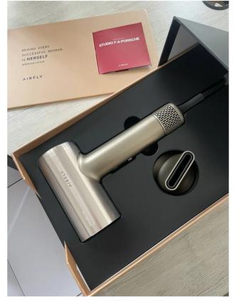 Абсолютно новый и стильный фен Xiaomi Soocas Airfly