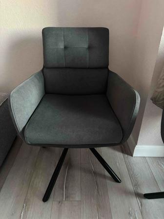 Продам кресла для офиса или просторной кухни