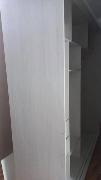 Продам шкаф купе