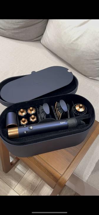 Dyson airwrap styler