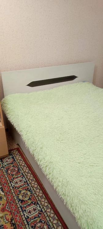 Продам кровать, двухспальная.