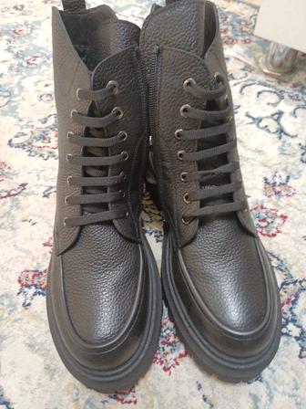 Новые ботинки