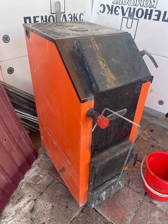 Продам котел длительного горения МАГНУМ 15 кВт с трубами