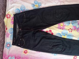 Продам мужские джинсы