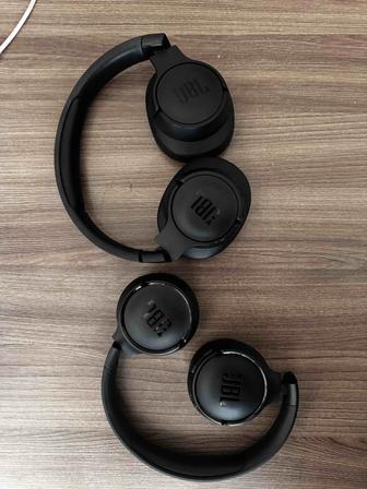 Продам наушники JBL