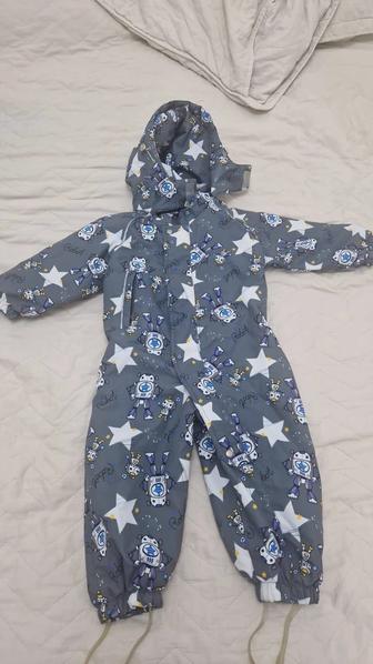 Продам детский демисезонный комбинезон Lassie/Lassye