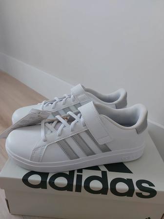 Новые кеды Adidas 38р