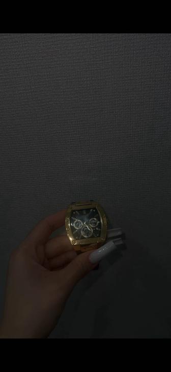 Продам мужские часы оригинальные