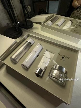 Набор уходовой швейцарской косметики