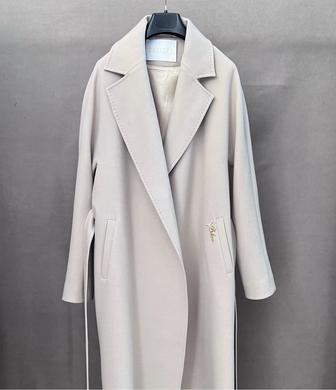 Продам пальто Balizza