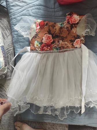 Продам платье для девочки