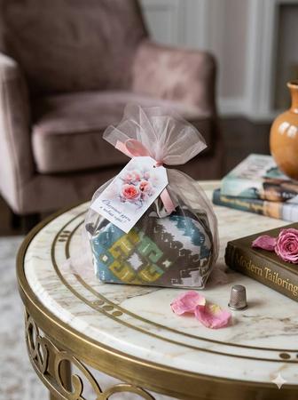 Набор Косметичка и резинка для волос