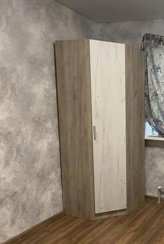 Продам угловой шкаф