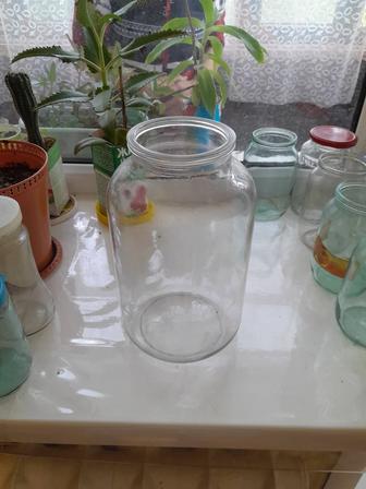 Банки стеклянные разные продам