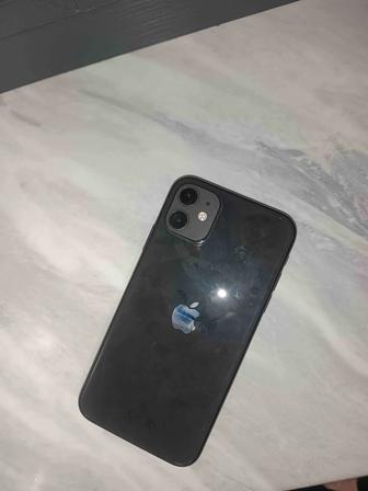 iPhone 11 128gb в идеале 83% емкость все родное