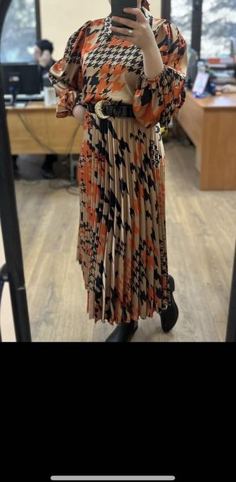 Продам б/у платья в хорошем состояний